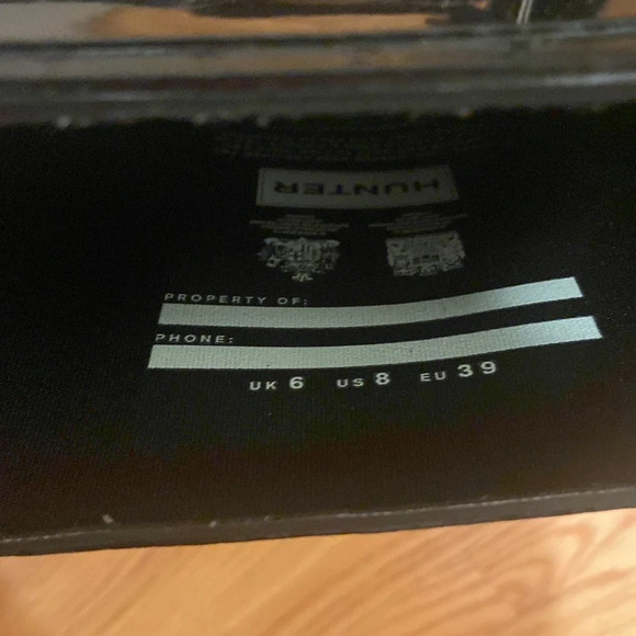 Hunter women's rain boots - size 8 - Picture 3 of 3